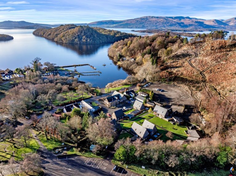 Stunning Luxurious Lodge Resort on Edge of Loch Lomond For Sale