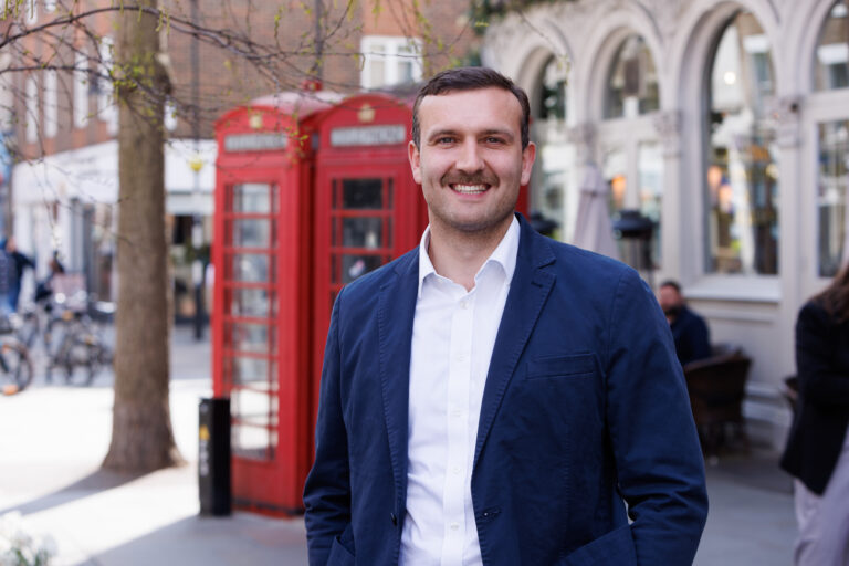London Based Commercial Agent Promoted to Associate